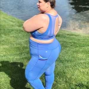 Super cute blue Fabletics pants!